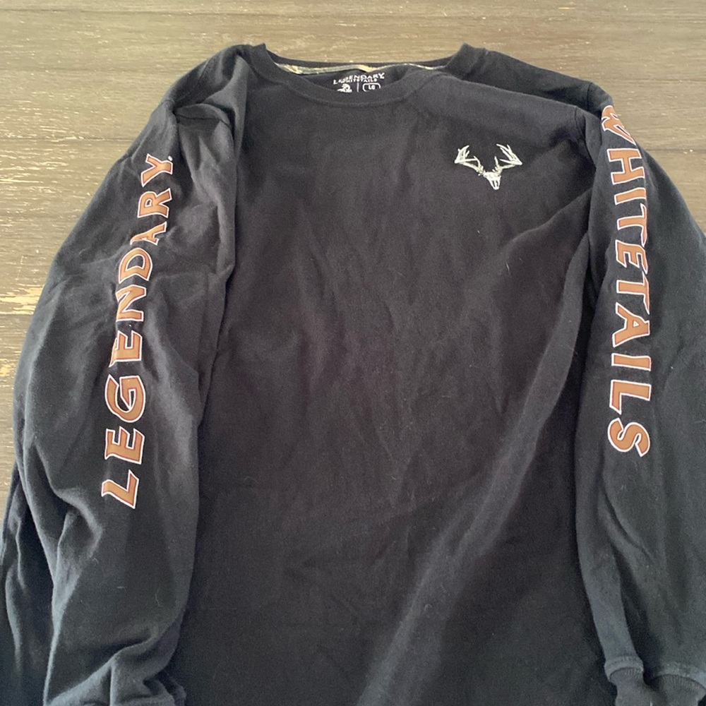 Legendary White Tails Long Sleeve Tee